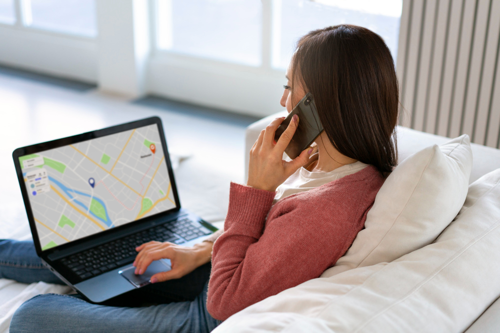 Computador mostrando o painel do Perfil da Empresa no Google com mapa e informações de contato